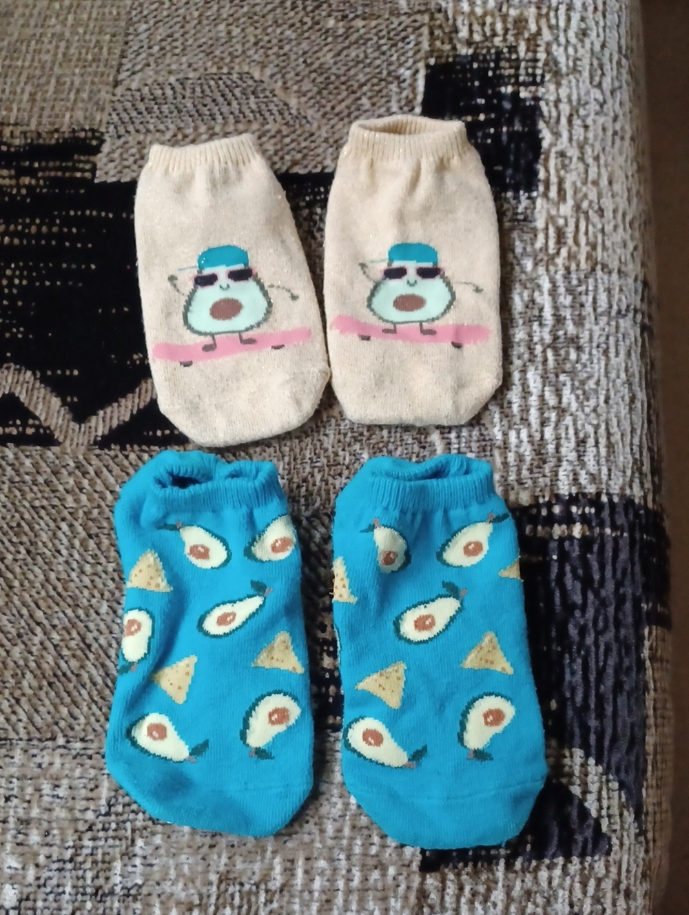$4 Add-on Avocado Ankle Socks - Set Of 2 Pairs - Adult O/S